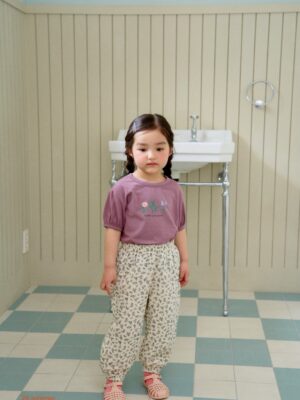 DM_20260406105253_001 26SS 韓國童裝 三朵小花上衣碎花長褲套裝