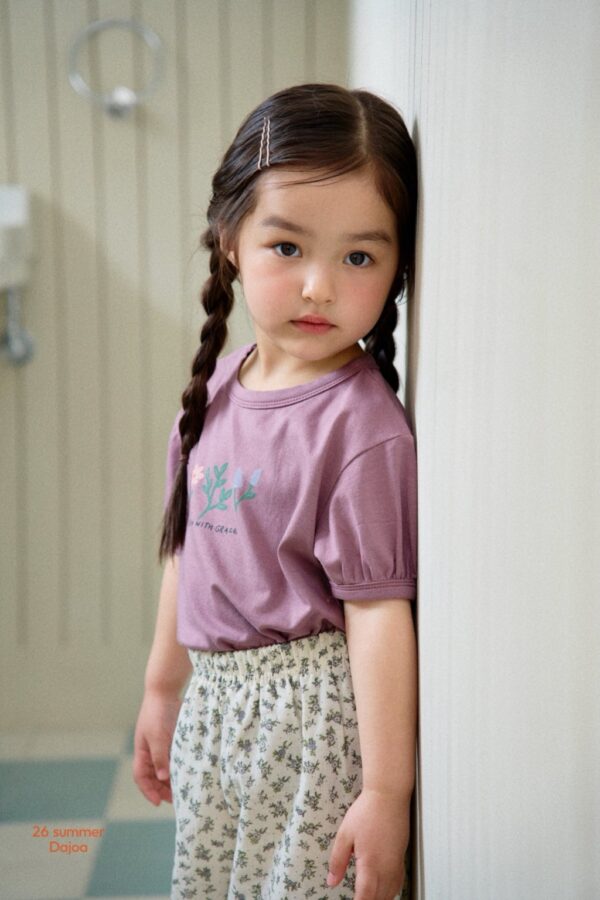 26SS 韓國童裝 三朵小花上衣碎花長褲套裝