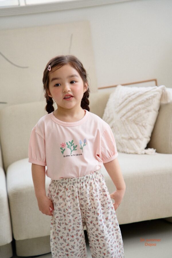 26SS 韓國童裝 三朵小花上衣碎花長褲套裝