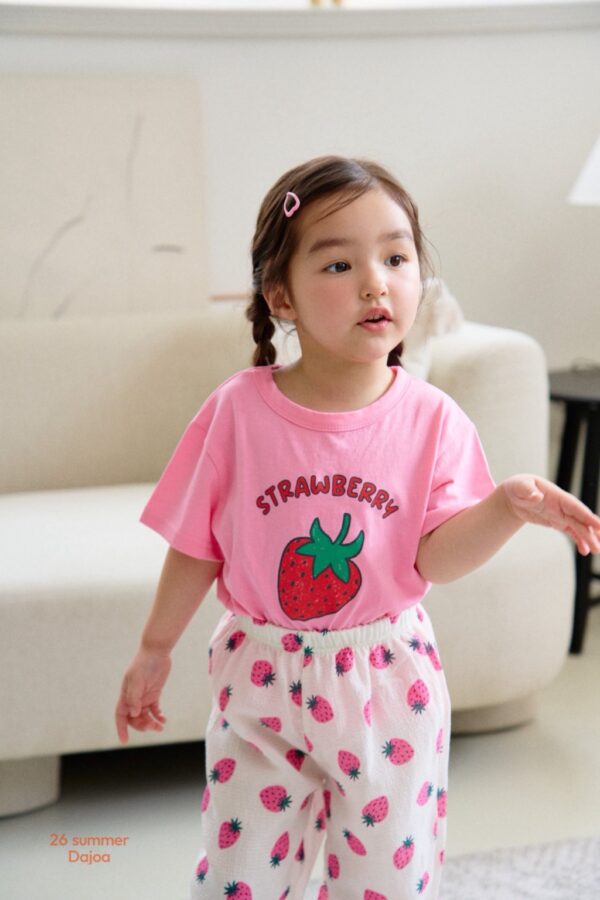 26SS 韓國童裝 大草莓上衣滿版草莓長褲套裝