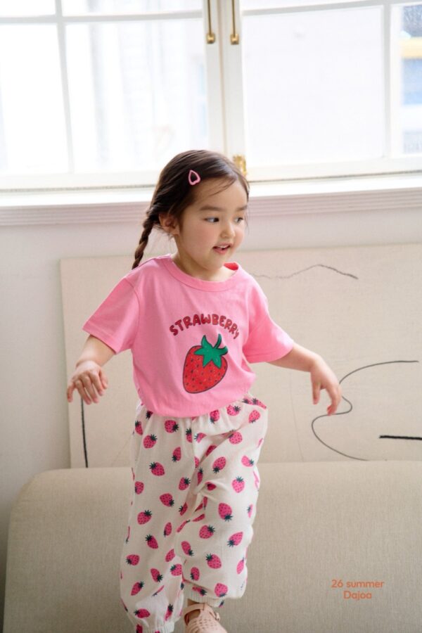 26SS 韓國童裝 大草莓上衣滿版草莓長褲套裝