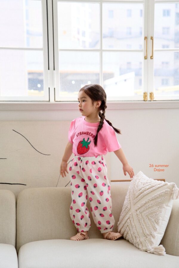 26SS 韓國童裝 大草莓上衣滿版草莓長褲套裝