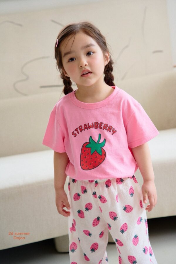 26SS 韓國童裝 大草莓上衣滿版草莓長褲套裝