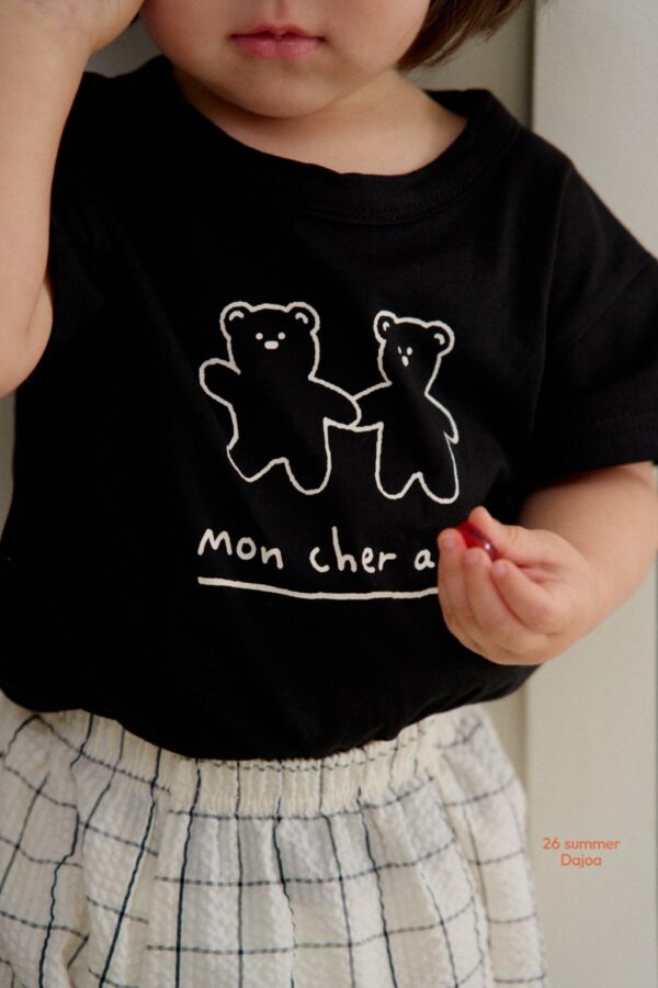 26SS 韓國童裝 線條小熊上衣格子短褲套裝