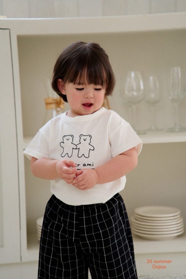 26SS 韓國童裝 線條小熊上衣格子短褲套裝